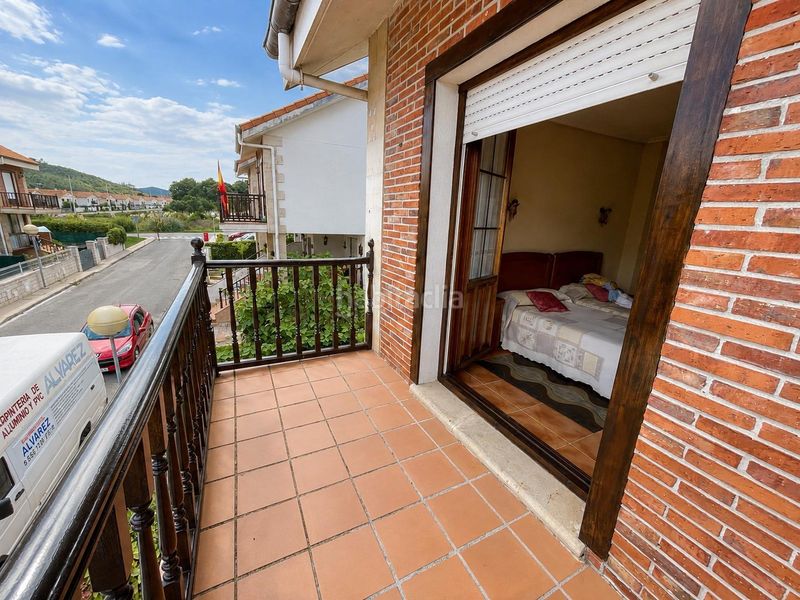 Foto a4b8c87a-3ec2-485b-ae21-33dd9caa44bd. Xalet amb calefacció piscina a Argoños