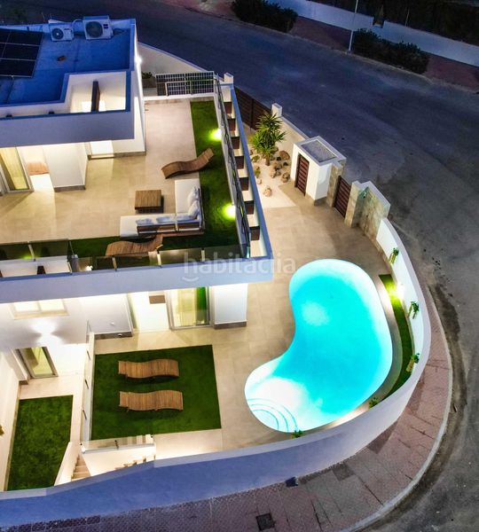 Foto 9d2f25a3-8b1d-4105-9cef-3c7cfae78dc8. Xalet amb aparcament piscina a Rojales