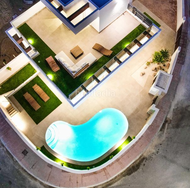 Foto c776eb91-324e-4d5e-bb1a-3a07e118c55f. Xalet amb aparcament piscina a Rojales