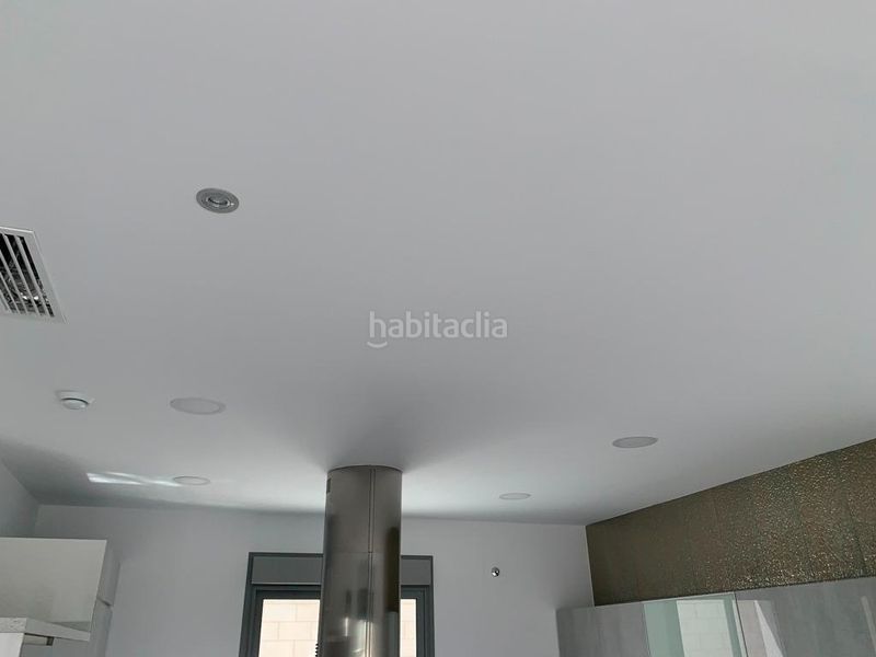 Foto 0361146b-d64c-4f36-9a6f-d0fa2af18f5e. Xalet amb piscina a Pinoso