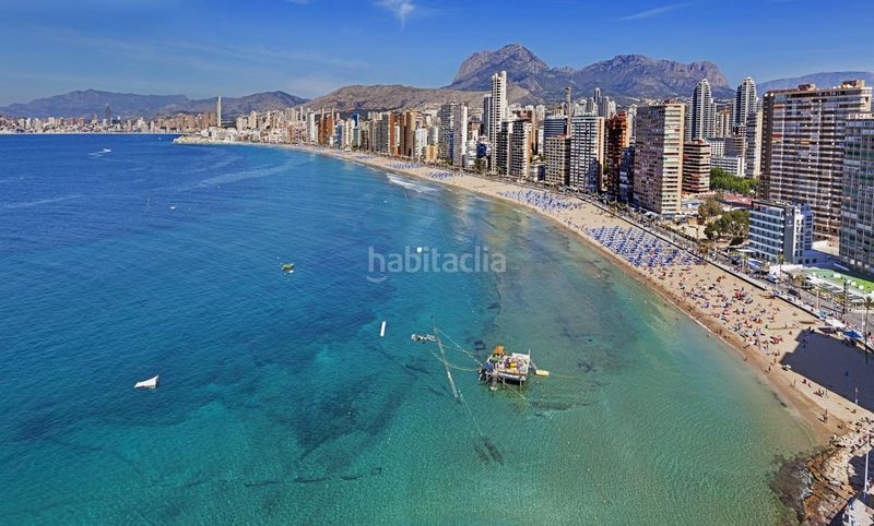 Foto f92c5a88-d648-4786-984c-4ae611c37dc2. Chalet avec parking piscine dans balcón de Finestrat-terra marina Finestrat