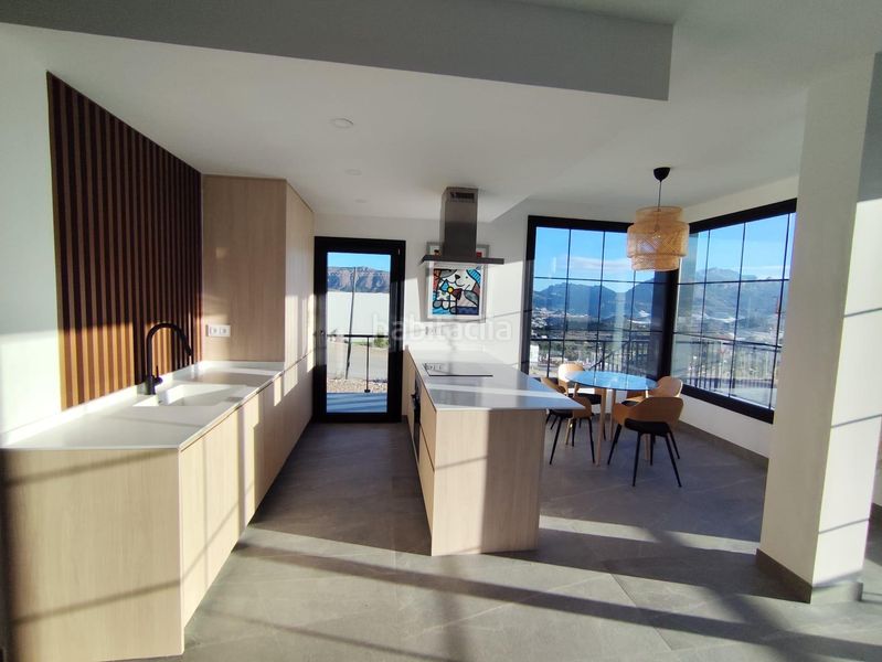 Foto 71e9afc7-a35b-40dc-a68e-432d242e1758. Casa aparellada amb aparcament piscina a balcón de ponoig - Polop paradis - Polop hills Polop