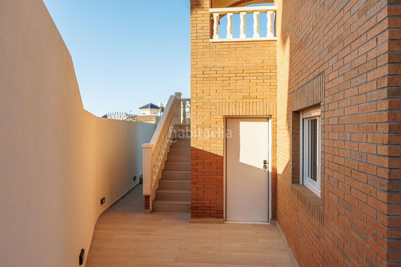 Foto a354fc60-ef5a-4d37-91cb-4e553720f26f. Xalet amb aparcament piscina a Rojales