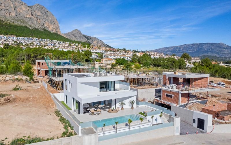 Foto 67d5e738-d134-4705-b326-fe8d961d971d. Xalet amb aparcament piscina a balcón de ponoig - Polop paradis - Polop hills Polop