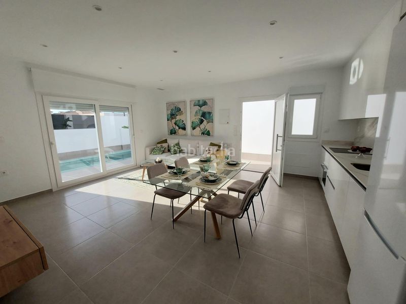 Foto 9a1e9d64-ba0f-4068-8b15-296bd4c6212c. Casa pareada villas pareadas de obra nueva en roldan en Torre - Pacheco