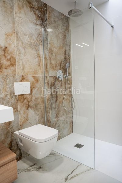 Foto 441deb9b-f467-44a6-804f-6d1cb7d5e627. Xalet amb aparcament piscina a Rojales
