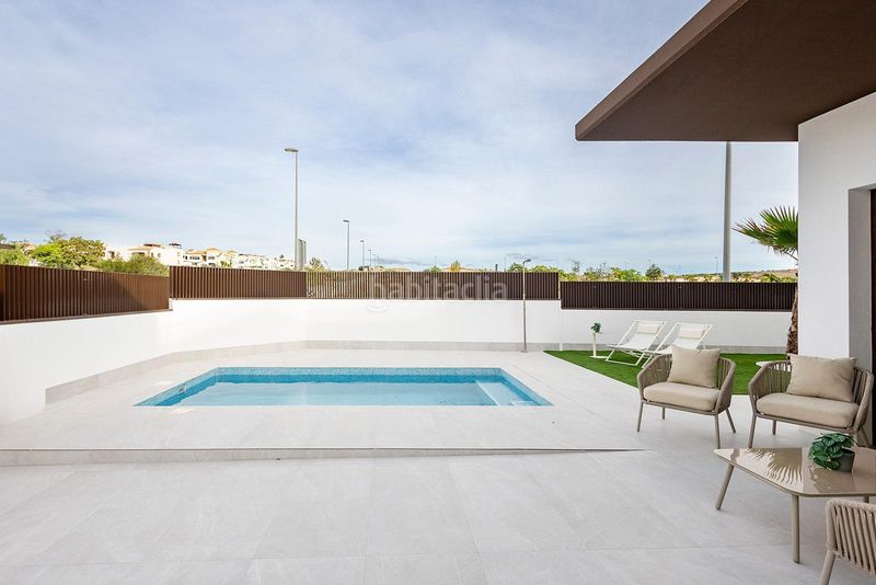 Foto 29b68dfc-0629-484c-8962-18eee3759784. Maison jumelée avec parking piscine dans Desamparados - Hurchillo - Torremendo Orihuela