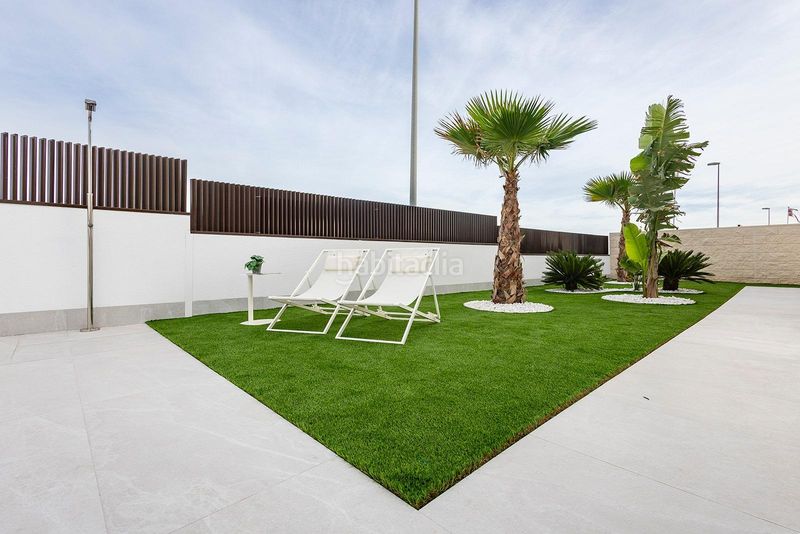 Foto 65dda278-d9a4-459b-ad29-3dc8016b76bf. Maison jumelée avec parking piscine dans Desamparados - Hurchillo - Torremendo Orihuela