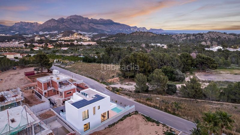 Foto d1dd6780-79da-43cf-b9a1-5ceac106233d. Xalet amb aparcament piscina a balcón de ponoig - Polop paradis - Polop hills Polop