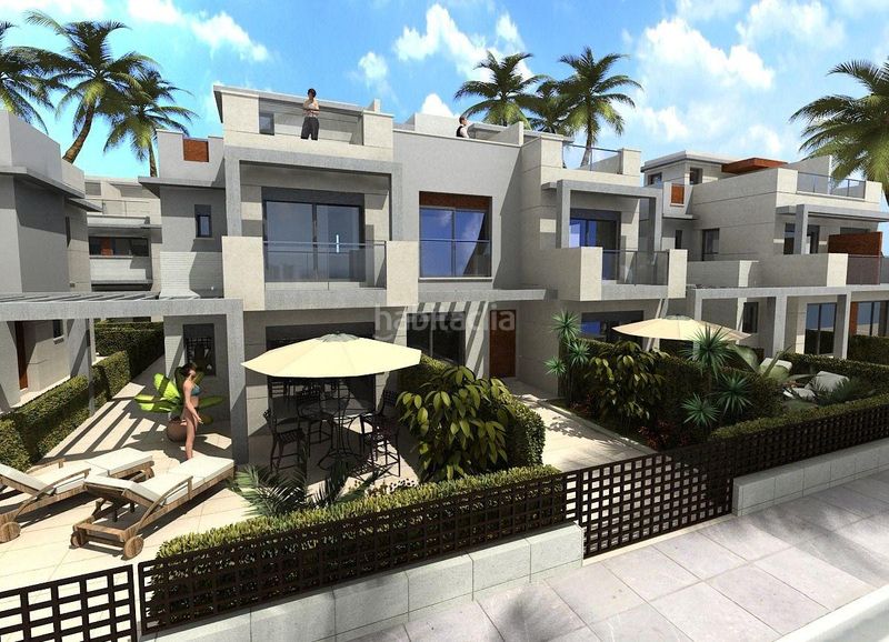 Foto 1049c215-9bbb-487e-b3a8-12c74585959c. Casa pareada modernas villas adosadas con vistas al mar en puerto en Mazarrón