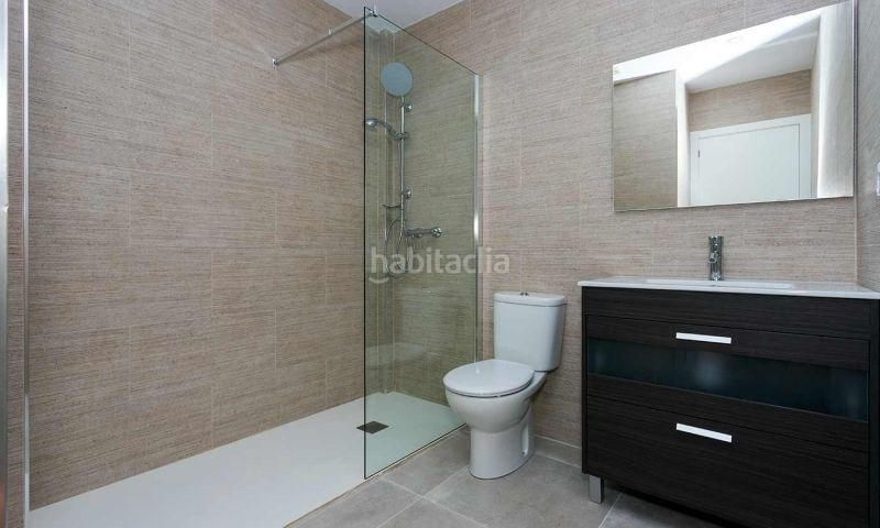 Foto 2f538c8e-e6e1-4be0-ae8f-cd56e9f8e83e. Dúplex amb aparcament piscina a Daya Nueva