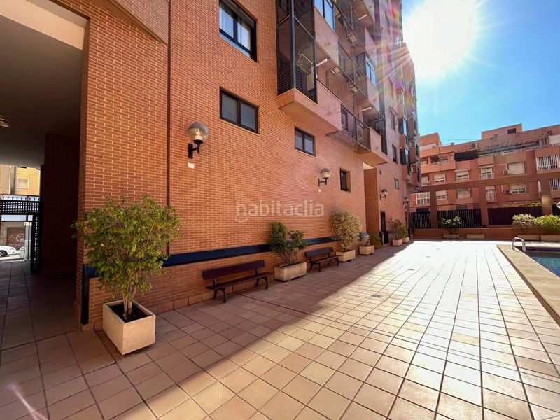 Foto 077dc375-99e9-4c7f-882a-1ce86f0aabd8. Planta baixa amb piscina a Babel Alicante