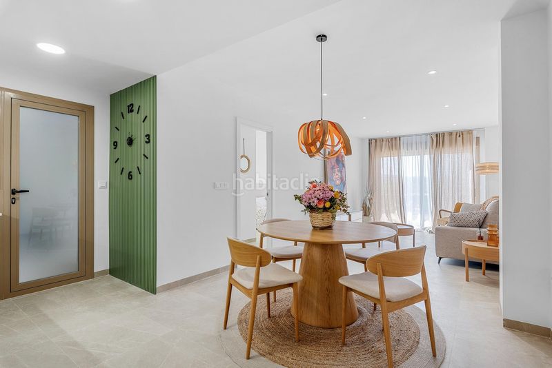 Foto d1ff22ce-9fdc-477a-8b61-f24e75f84b2d. Apartament amb aparcament piscina a Jacarilla