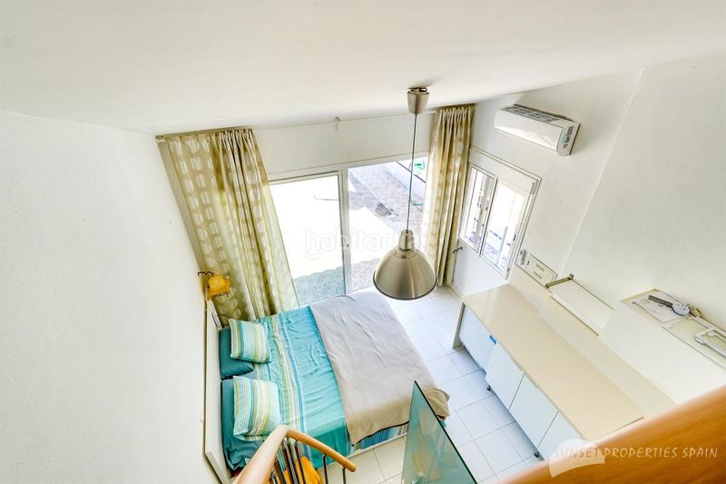 Foto 526ec565-a5a7-4d72-bd03-ba85f64a54dc. Casa amb xemeneia a Cómpeta