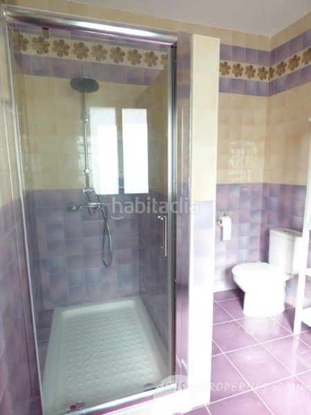 Foto 4ecfd61d-3474-42be-a30b-dd5f741c6649. Casa aparellada amb xemeneia a Salares