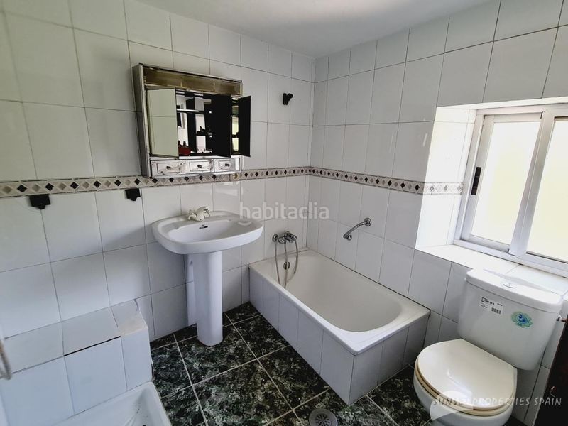 Foto d84260a8-fb0a-48c1-a2f7-13d585ab7c0c. Casa a Árchez