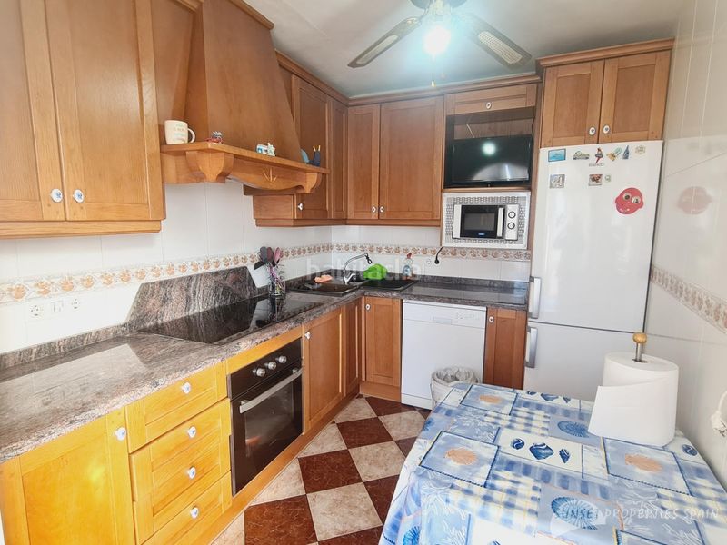 Foto b404bf5f-5a22-4c36-b027-8c15138ead0e. Casa a Canillas de Albaida
