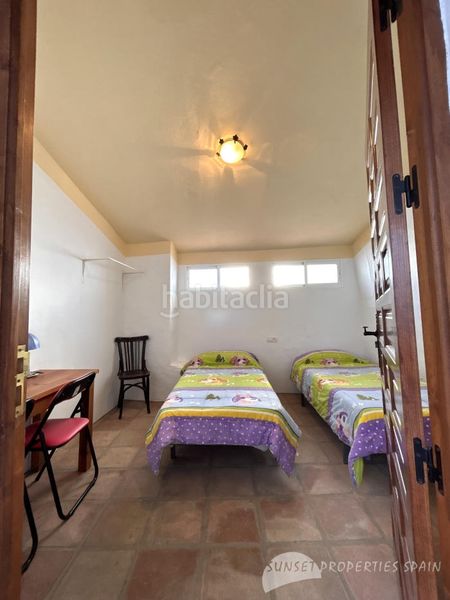 Foto f98a53cb-d83a-4cee-9393-ad4ef856945f. Casa a Cómpeta