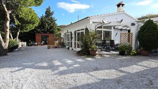 Masia  Camino de romalia. Maravillosa villa con opciones de alquiler