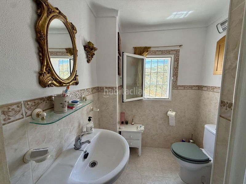 Foto e1411538-f2fd-4710-8001-291df678ad52. Casa aparellada amb piscina a Almáchar