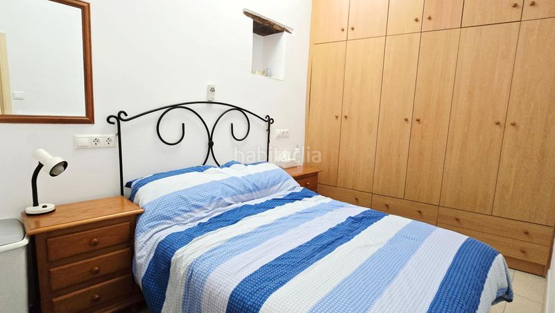 Foto a4e33853-d0c6-45ca-b390-ac444a34f1e7. Casa aparellada a Benamargosa