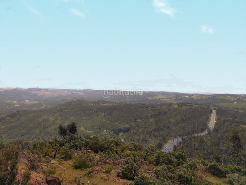 Foto ffa9c512-23fd-4a7e-997e-ef7e349d2c98. Masia amb xemeneia a Campillo (El)