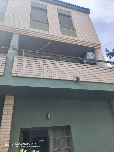 Foto 5120754e-b7ab-4bd9-8328-c8a8cf658670. Casa adossada amb xemeneia calefacció aparcament a Oropesa del Mar