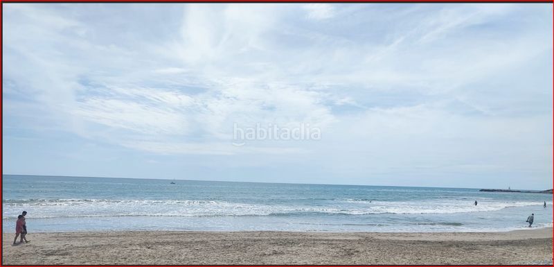 Foto 6283a269-93f0-4081-98e6-0aaba862b930. Casa adossada amb xemeneia calefacció aparcament a Oropesa del Mar