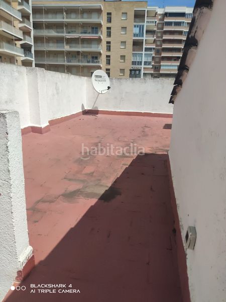 Foto 99ca3d82-cc42-4244-b6bd-56387b89fbd8. Casa adossada amb xemeneia calefacció aparcament a Oropesa del Mar