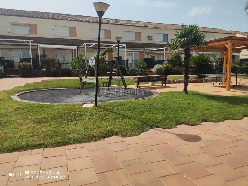 Foto 3db9ae72-54bb-45fb-bfcf-3d4992a0cbe1. Casa adossada amb calefacció aparcament piscina a Oropesa del Mar
