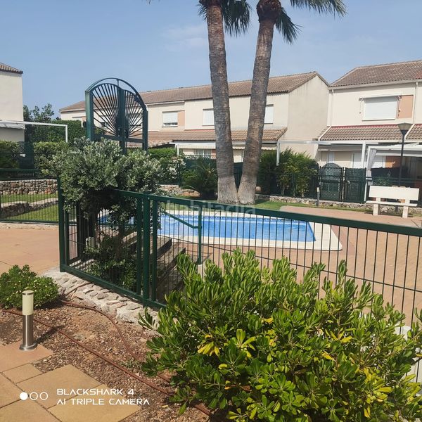 Foto b32de89e-b51e-406b-98e2-04c98cc18c99. Casa adossada amb calefacció aparcament piscina a Oropesa del Mar
