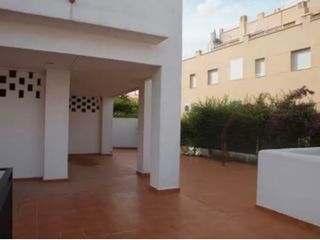 Business premise in Alcossebre. Local en buena ubicación en playa del cargador alcossebre