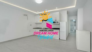 Flat in Avenida de suecia nº 17. Los cristianos -tenerife