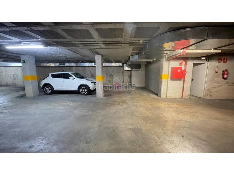 Foto 0e8822e1-c966-46ce-824a-89cfe1db4f4d. Parking coche parking en venta en Segle XX Terrassa