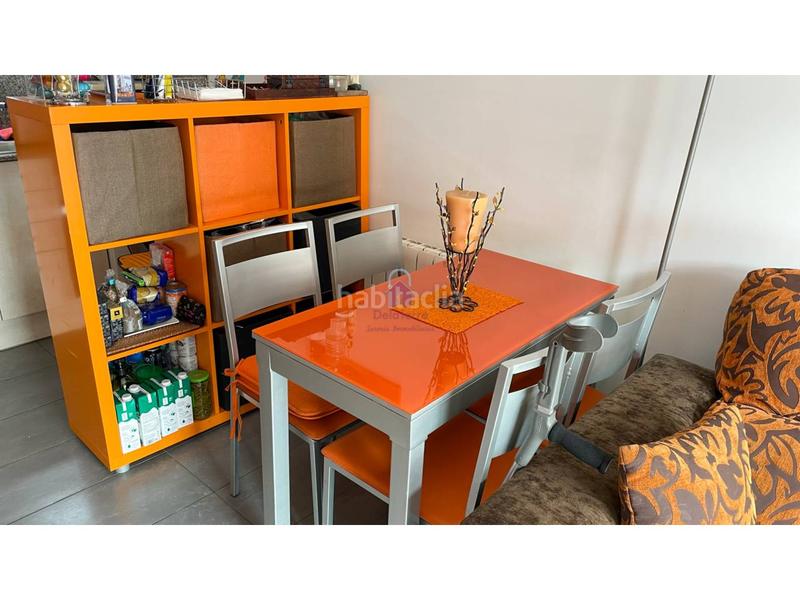 Foto a8cd45a0-8d9f-436b-a74f-1ddc624032c0. Piso  seminuevo en venta tocando avda. de barcelona de 35m construidos. en Terrassa