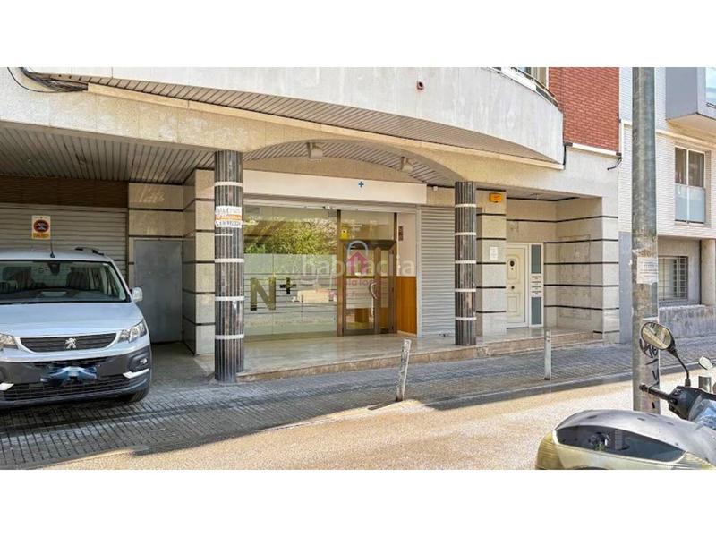 Foto 761ad280-3fe5-4c2d-a6ed-92ab0198068a. Alquiler local comercial en transversal 224 local comercial en alquiler en st. pere, carrer transversal en pleno eje comercial del barrio tocando al mercat del trio en Terrassa