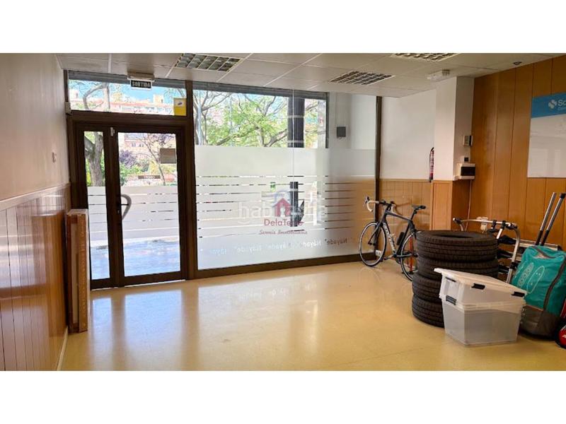 Foto a425e71a-07f8-4fcd-9dd7-99b6cebcd4d5. Alquiler local comercial en transversal 224 local comercial en alquiler en st. pere, carrer transversal en pleno eje comercial del barrio tocando al mercat del trio en Terrassa