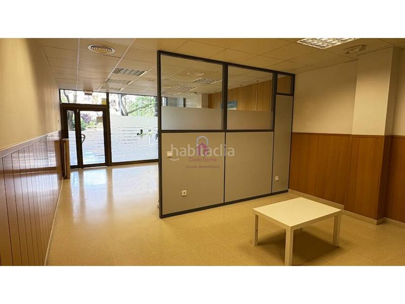 Foto b1b74792-a6b8-4725-82be-c81e11dce39e. Lloguer local comercial a transversal 224 a San Pere Terrassa