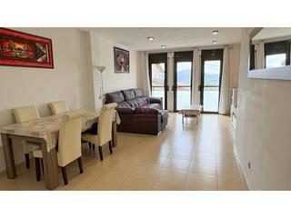 Etagenwohnung  Joan montmany. Piso en venta en el centre del poble dullastrell, con salida a d