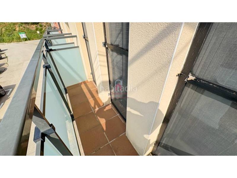 Foto 0fc83388-c8fd-465a-93d4-49c8d97766e3. Piso  en venta en el centre del poble d, con salida a dos balcones y vistas espectaculares. en Ullastrell