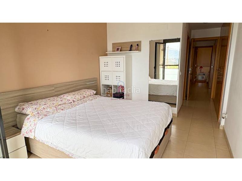 Foto 1cd8f0e4-7572-410f-9688-0f3f94c90e01. Piso  en venta en el centre del poble d, con salida a dos balcones y vistas espectaculares. en Ullastrell