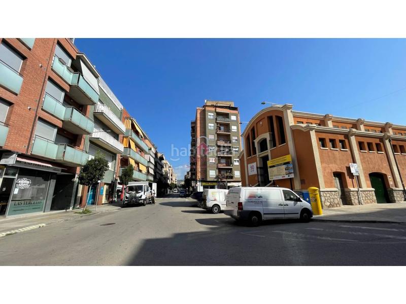 Foto 22097a3e-2de2-4cae-92af-5eab9010b82b. Piso espectacular planta baja en venta con entrada independiente esquinera en carrer bartomeu amat, st. pere con salida a pat en Terrassa