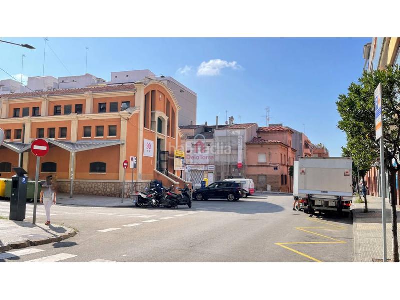 Foto 7c387e18-240f-440e-8083-1cdd51512d4b. Piso espectacular planta baja en venta con entrada independiente esquinera en carrer bartomeu amat, st. pere con salida a pat en Terrassa