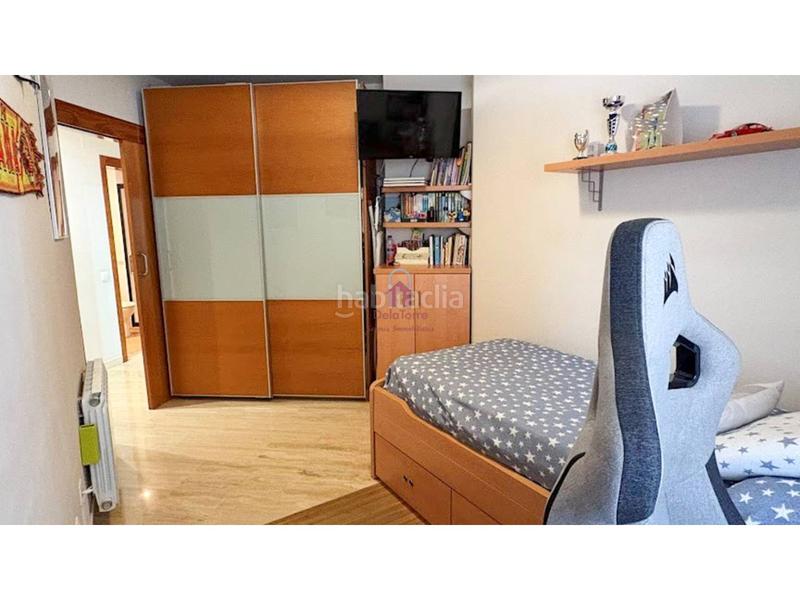 Foto 2a6864c2-09fc-4b0c-87de-44f47760355a. Piso espectacular piso en venta de la clau en st. pere nord de 120m construidos con salida a 2 balcones. en Terrassa