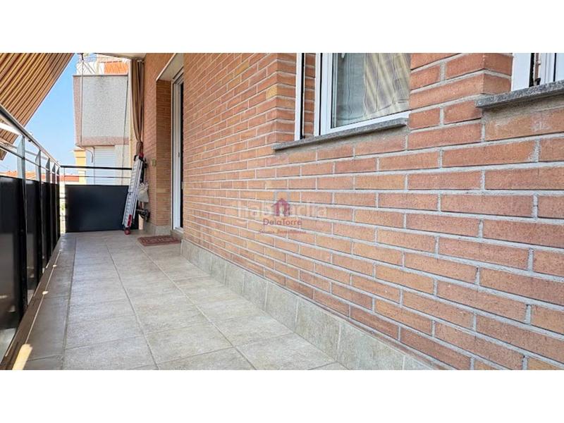 Foto 3b9d6fe4-ad3a-478f-987a-aaf9d4f6abb1. Piso espectacular piso en venta de la clau en st. pere nord de 120m construidos con salida a 2 balcones. en Terrassa