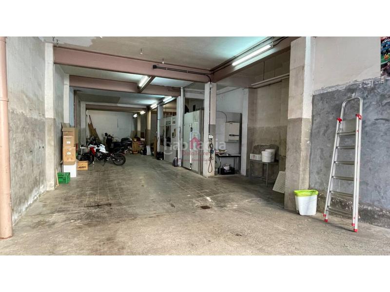 Foto 97a6d32b-97fd-4639-90d1-7fe6d7a90e2e. Local comercial espectacular local almacén en ca naurell de 270m construidos. en Terrassa