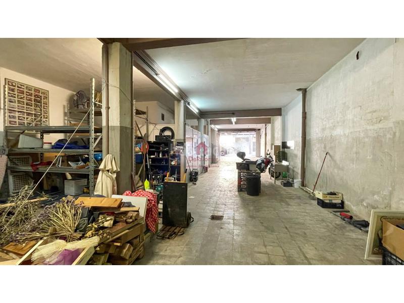 Foto c82f65ac-d661-4859-b6ca-2809a615b949. Local comercial espectacular local almacén en ca naurell de 270m construidos. en Terrassa