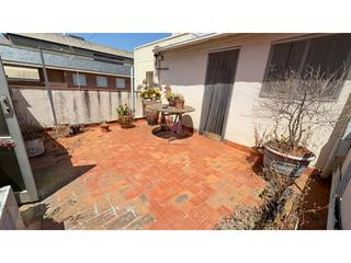 Pis  Bartrina. Piso tipo casa en venta con solo un vecino en carrer bartrina, t