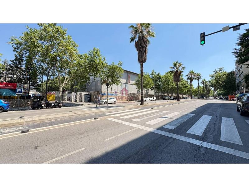 Foto 0760d0a6-d031-47b0-878e-894a7a9c3225. Rent business premise in Zona Esportiva Terrassa