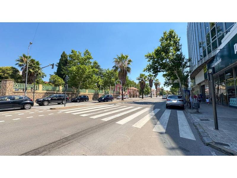 Foto 9bb7055c-236f-4c90-af3d-4d35de7eda53. Rent business premise in Zona Esportiva Terrassa